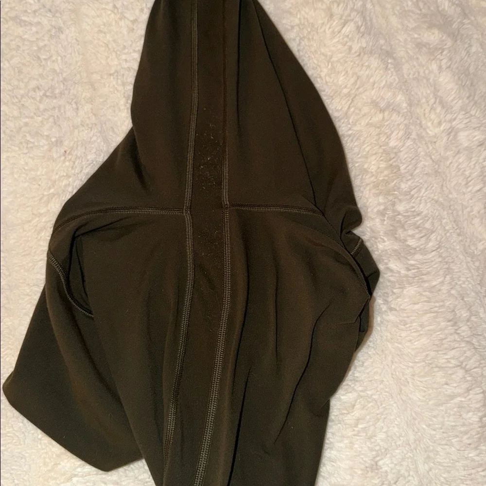 Lululemon Dark Olive Align Leggings - Picture 4 of 5